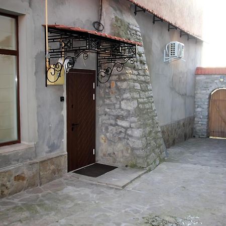Historical Old City Apartament, Старе Місто , 2 Спальні, Балкон-Тераса, 85 Кв М Kamianets-Podilskyi Exterior foto