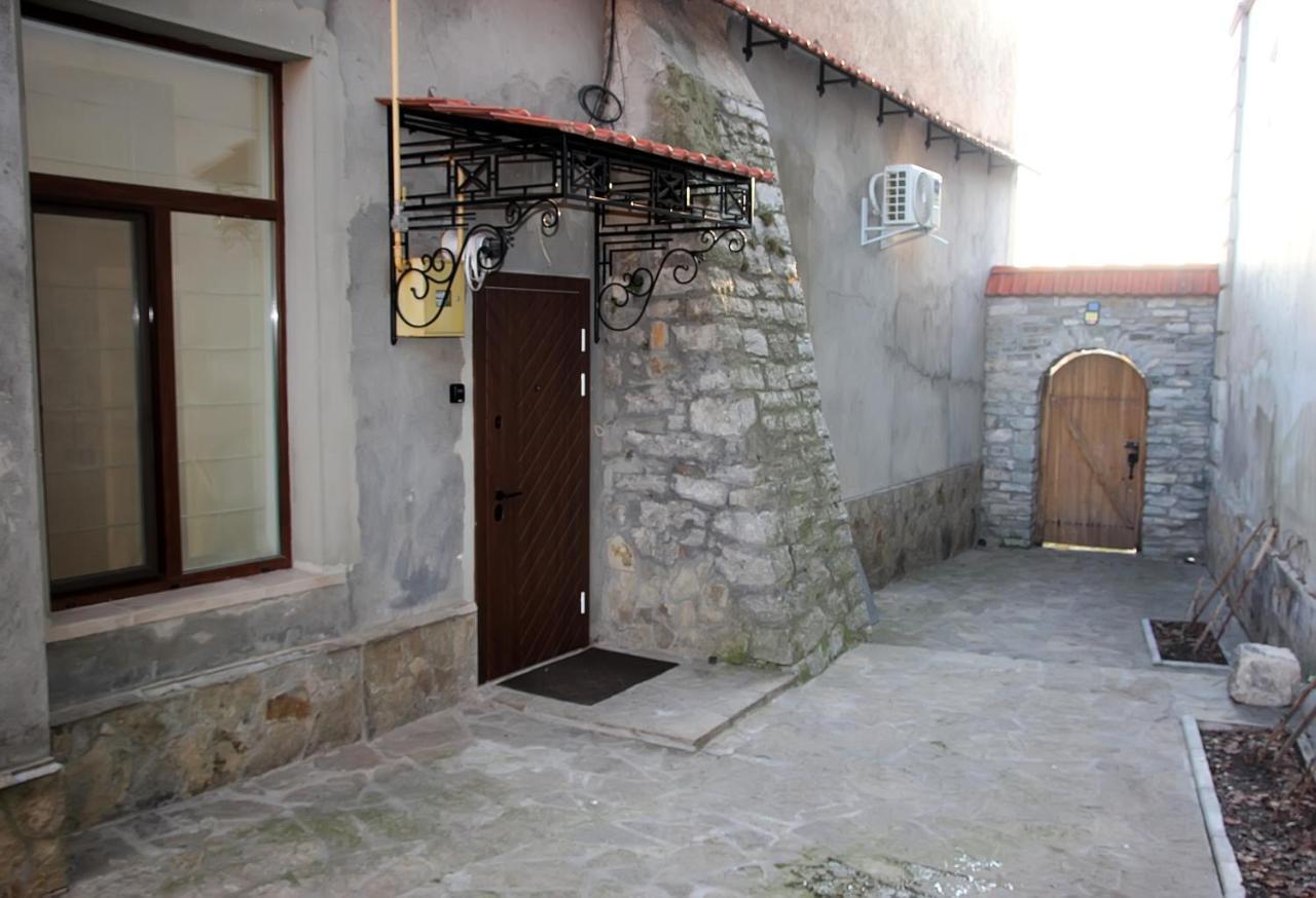 Historical Old City Apartament, Старе Місто , 2 Спальні, Балкон-Тераса, 85 Кв М Kamianets-Podilskyi Exterior foto